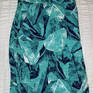 NWT NEVER WORN Margaritaville Teal & navy shorts